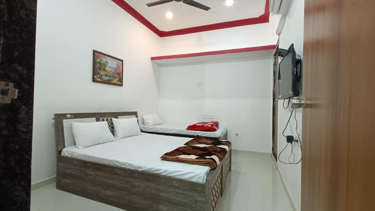 Mahadev Premium Homestay Garudeshwar Kültér fotó