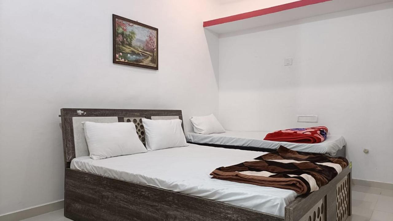 Mahadev Premium Homestay Garudeshwar Kültér fotó